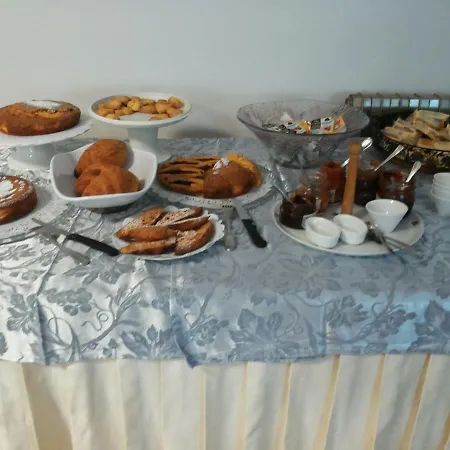 Dionori Hotel 2*